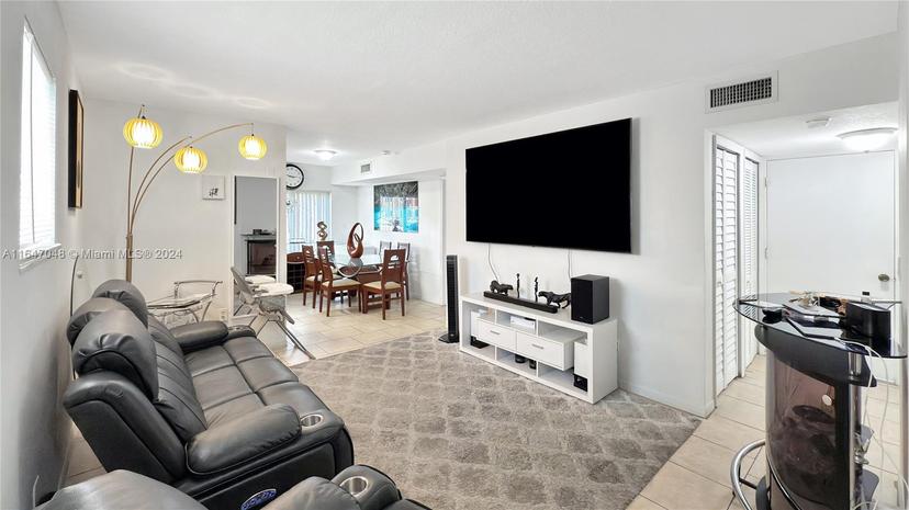 Picture of 3395 NE 9Th St # 101, Homestead FL 33033