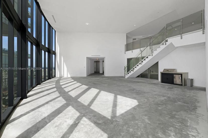 Picture of 18555 Collins Ave # 4401, Sunny Isles Beach FL 33160