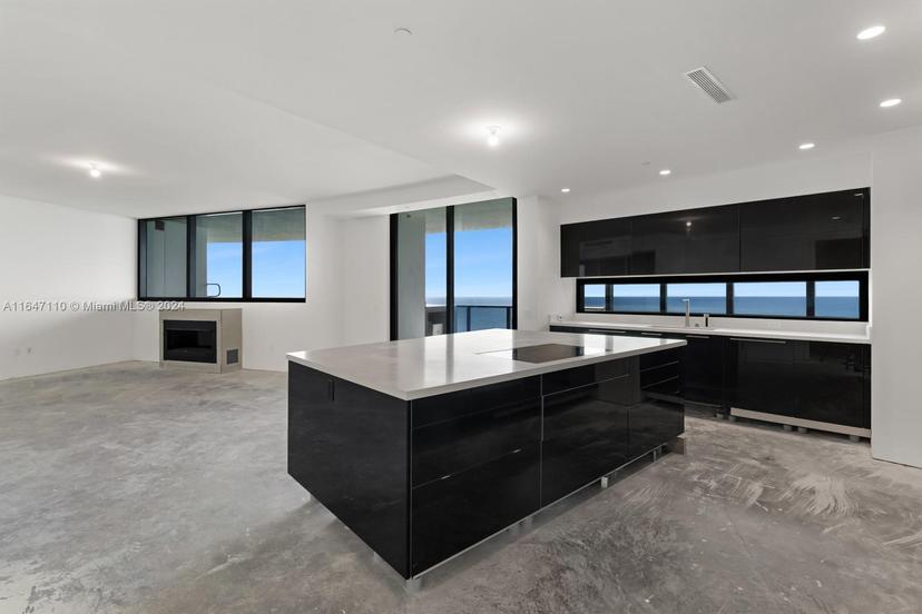 Picture of 18555 Collins Ave # 4401, Sunny Isles Beach FL 33160