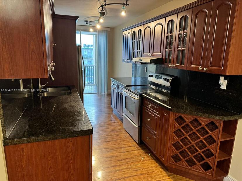 Picture of 1680 NE 191St St # 2, Miami FL 33179