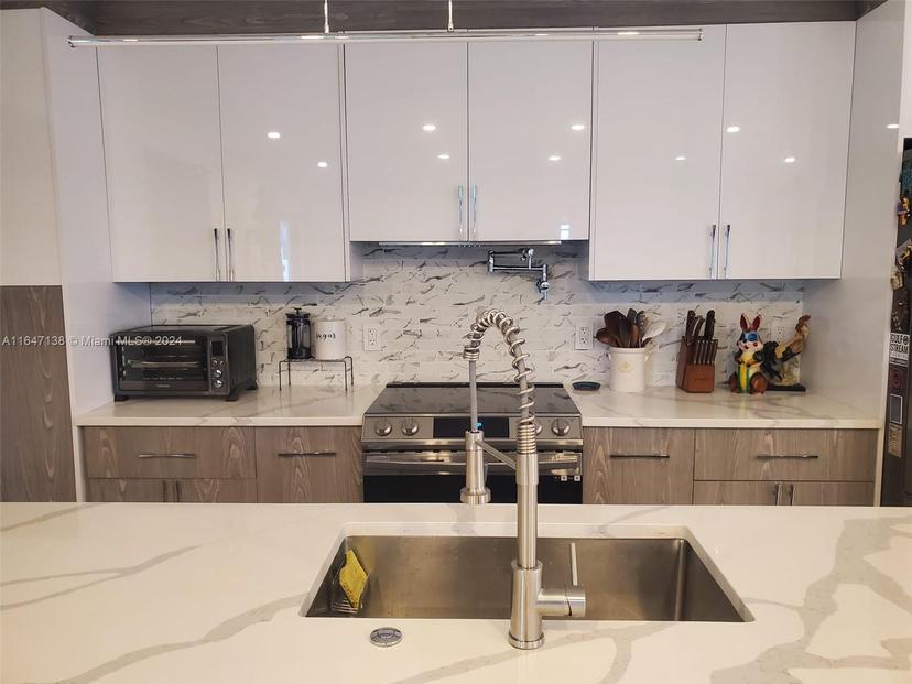 Picture of 4741 NE 19Th Ave, Fort Lauderdale FL 33308