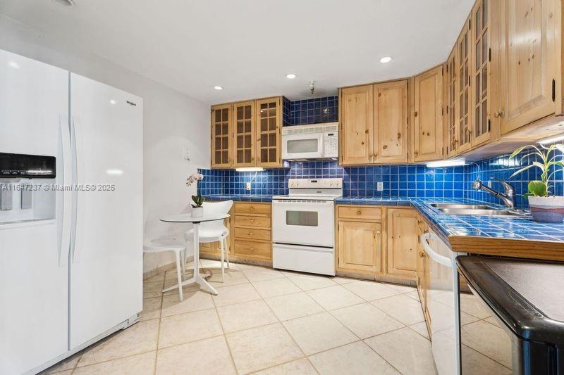 Picture of 1627 Brickell Ave # 1806, Miami FL 33129