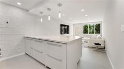 Picture of 405 N Hibiscus Dr # 203, Miami Beach, FL 33139
