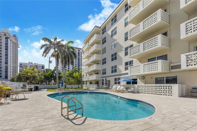 Picture of 1901 S Ocean Dr # 303, Hollywood FL 33019