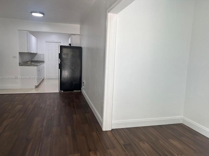 Picture of 2072 NE 169Th St # 5, North Miami Beach FL 33162