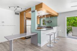 Picture of 240 Collins Ave # 2B, Miami Beach, FL 33139