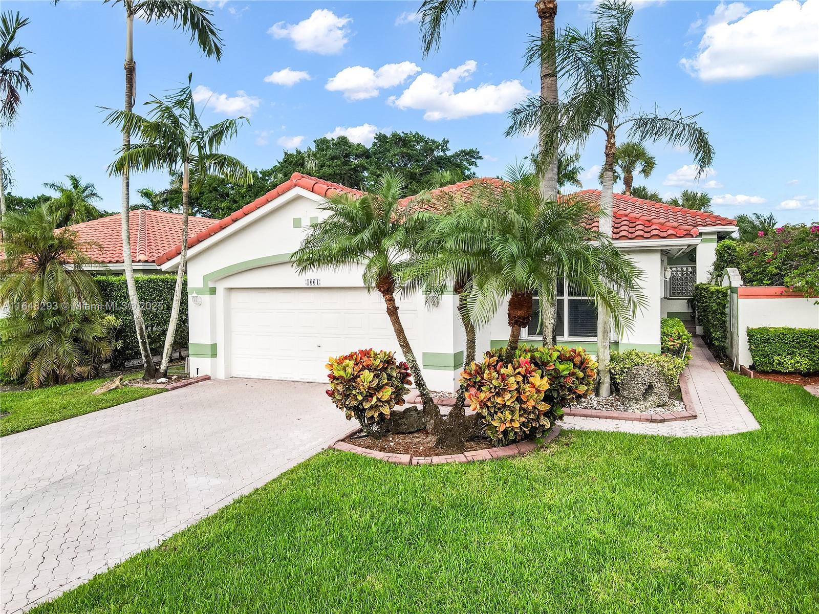 Picture of 1061 Bel Aire Dr E, Pembroke Pines, FL 33027