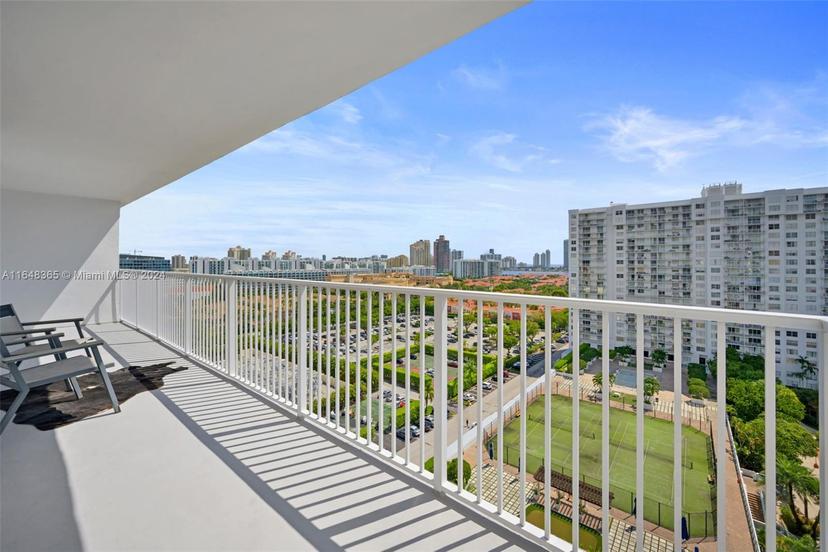 Picture of 2801 NE 183Rd St # 1506W, Aventura FL 33160