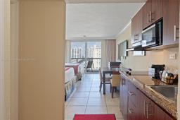 Picture of 19201 Collins Ave # 1034, Sunny Isles Beach, FL 33160