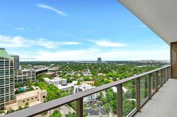 Picture of 2678 Tigertail Ave # 1905, Miami, FL 33133