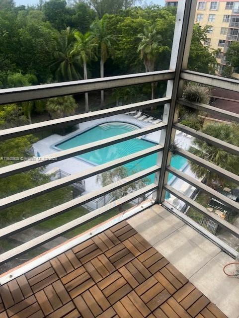 Picture of 17890 W Dixie Hwy # 608, North Miami Beach FL 33160