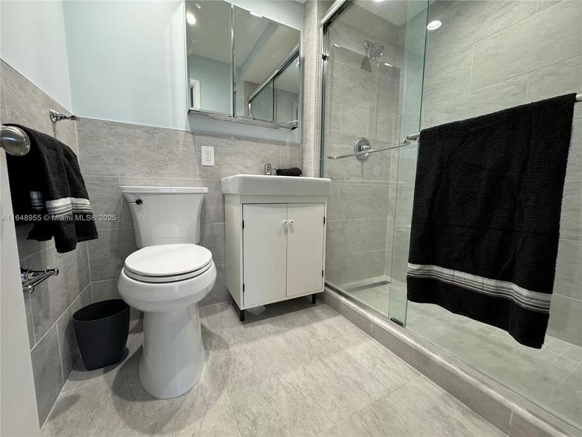 Picture of 1920 S Ocean Dr # 1002, Fort Lauderdale FL 33316