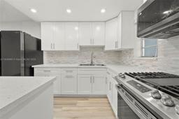 Picture of 240 Collins Ave # 5C, Miami Beach, FL 33139