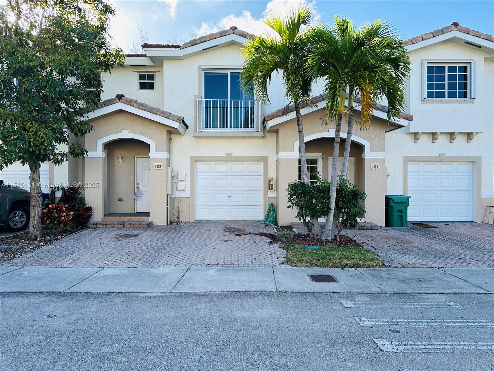 Picture of 14142 SW 260Th St # 102, Homestead, FL 33032