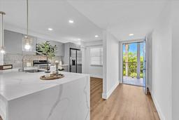Picture of 12500 SW 5Th Ct # 407M, Pembroke Pines, FL 33027
