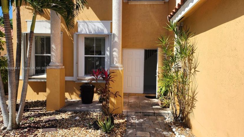 Picture of 6202 SW 157Th Pl, Miami FL 33193
