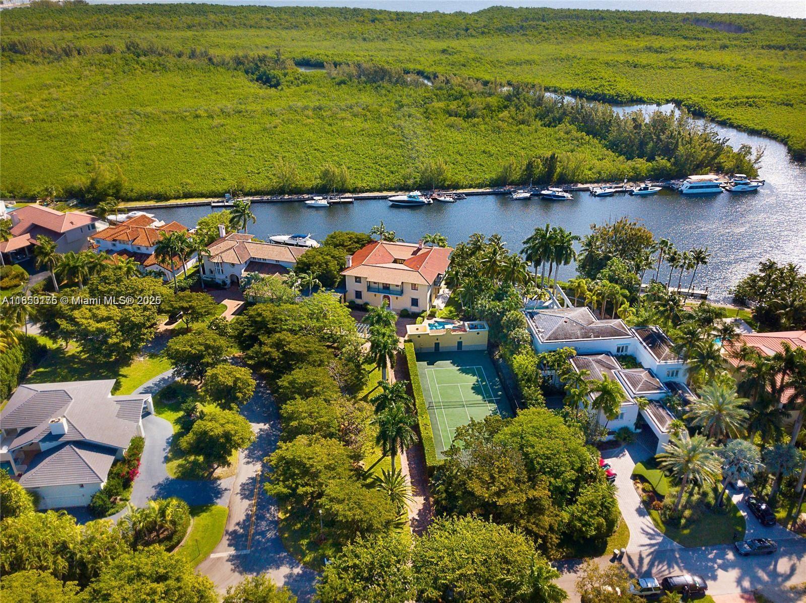 Picture of 11065 Marin St, Coral Gables, FL 33156