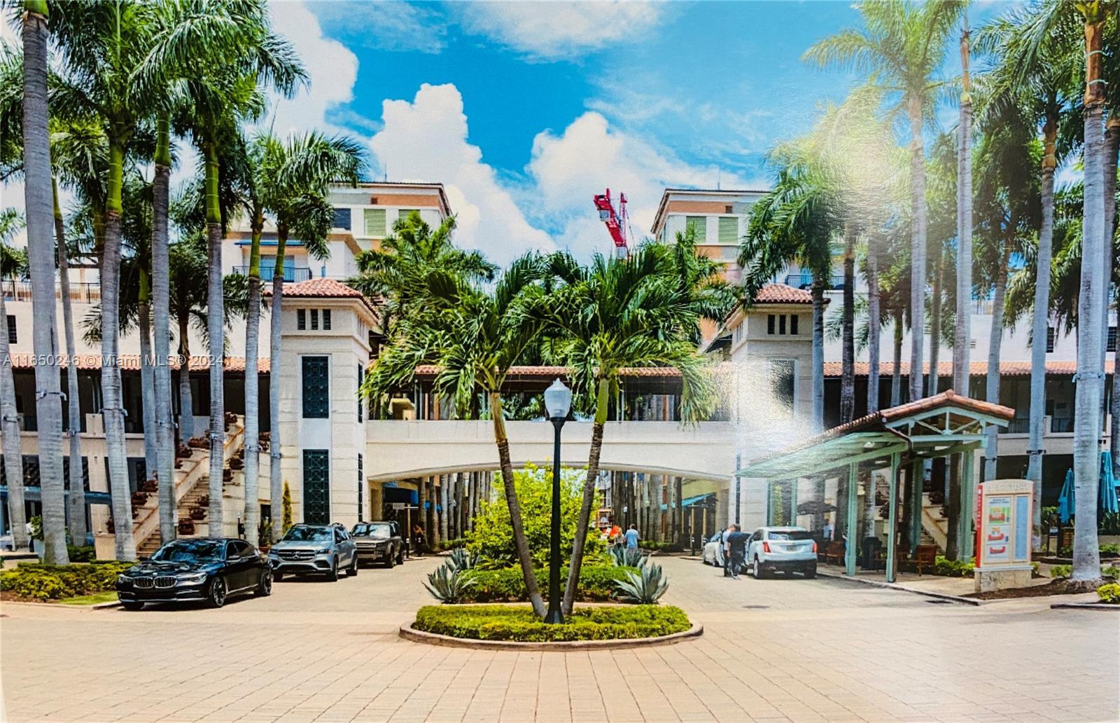 Picture of 351 San Lorenzo Ave # 404, Coral Gables, FL 33146