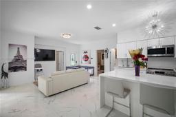 Picture of 925 NE 4Th St, Hallandale Beach, FL 33009