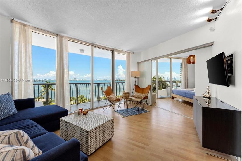 Picture of 1750 N Bayshore Dr # 1401, Miami FL 33132