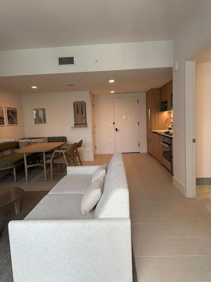 Picture of 601 NE 1 St Ave # 3513, Florida City FL 33132