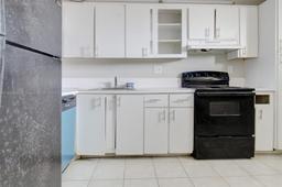 Picture of 2903 N Miami Beach Blvd # 808, North Miami Beach, FL 33160