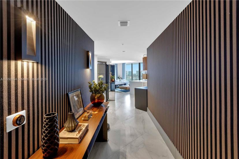 Picture of 17111 Biscayne Blvd # 1709, North Miami Beach FL 33160