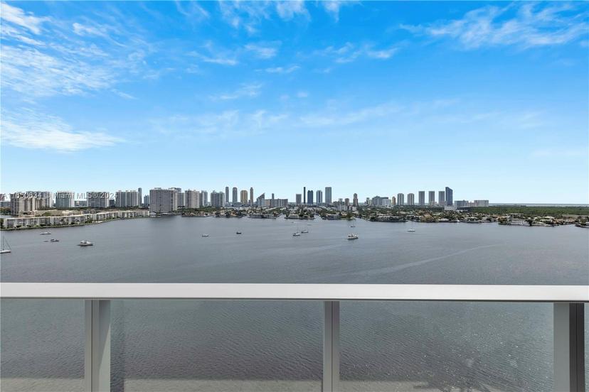 Picture of 17111 Biscayne Blvd # 1709, North Miami Beach FL 33160