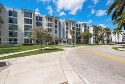 Picture of 17560 Atlantic Blvd # 112, Sunny Isles Beach, FL 33160