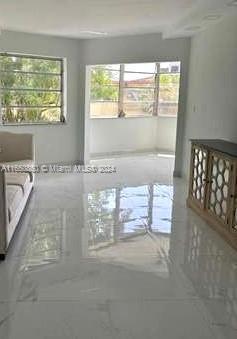 Picture of 18706 NE 18 # 206, Miami FL 33179