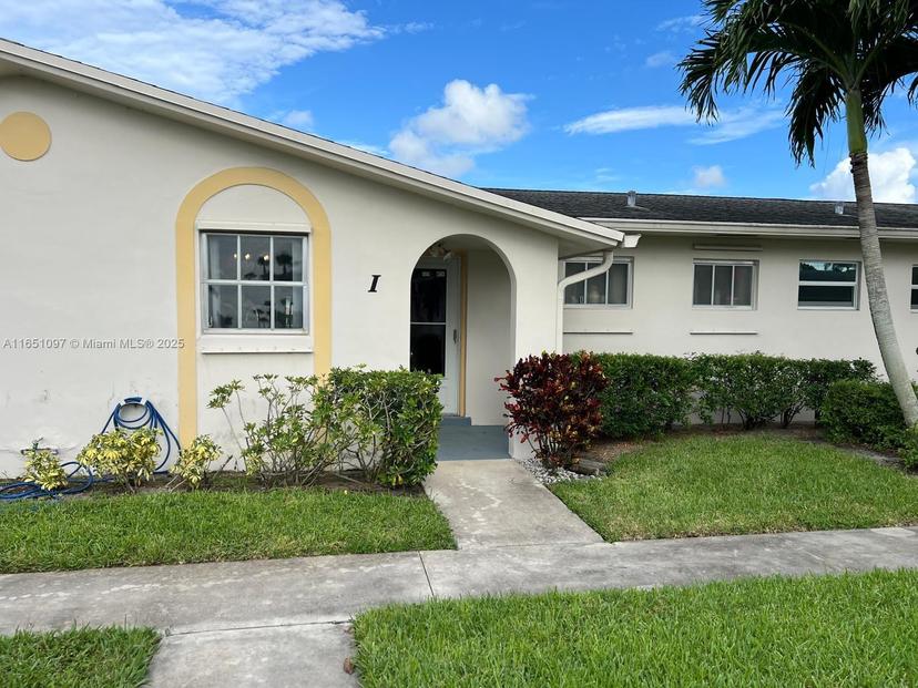 Picture of 2622 Emory Dr # I, West Palm Beach FL 33415