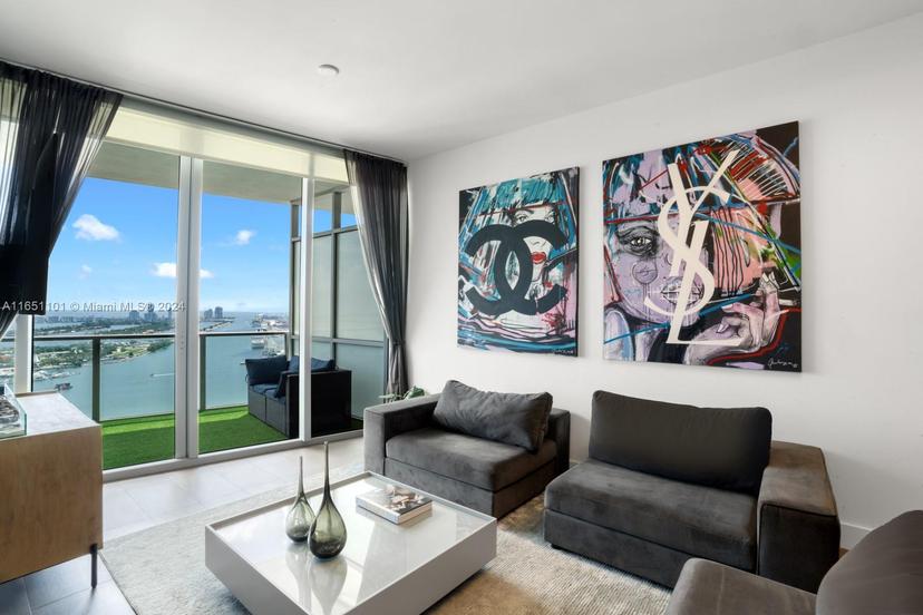 Picture of 1100 Biscayne Blvd # 4004, Miami FL 33132