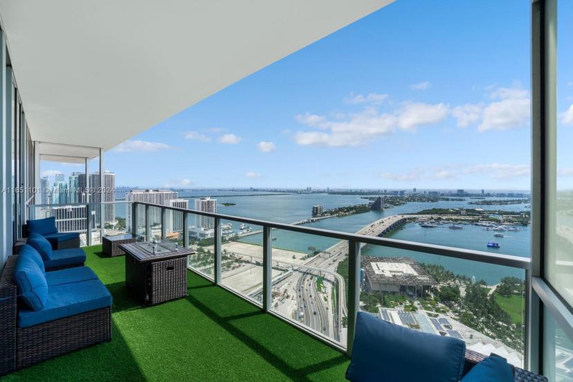 Picture of 1100 Biscayne Blvd # 4004, Miami FL 33132