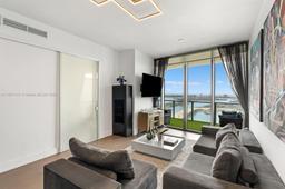 Picture of 1100 Biscayne Blvd # 4004, Miami, FL 33132
