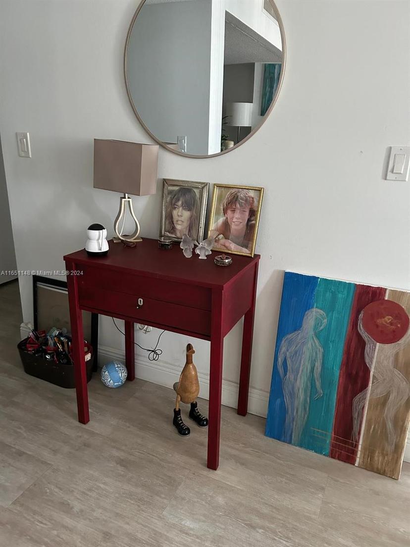 Picture of 1800 N Bayshore Dr # 1704, Miami FL 33132