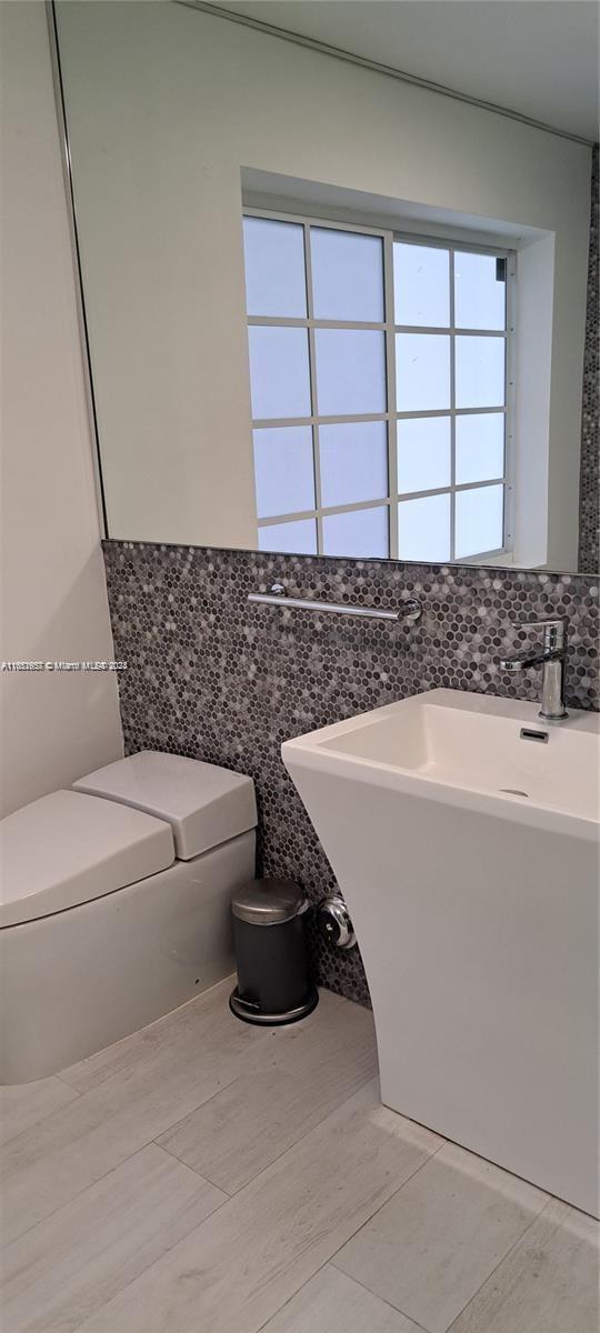 Picture of 846 Michigan Ave # 101, Miami Beach FL 33139