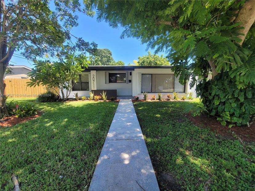 Picture of 20711 Eagle Nest Rd, Cutler Bay FL 33189