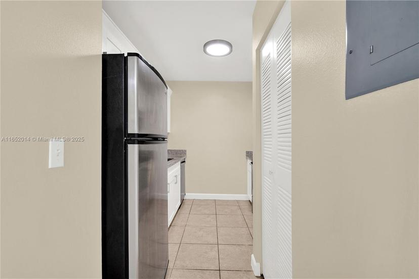 Picture of 8200 SW 210Th St # 112, Cutler Bay FL 33189