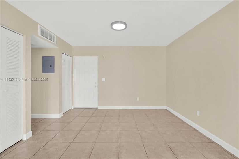 Picture of 8200 SW 210Th St # 112, Cutler Bay FL 33189