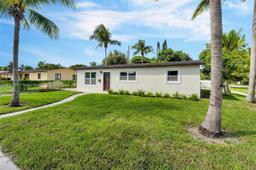 Picture of 1171 NE 211Th Ter, Miami, FL 33179