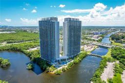 Picture of 16385 Biscayne Blvd # 815, North Miami Beach, FL 33160