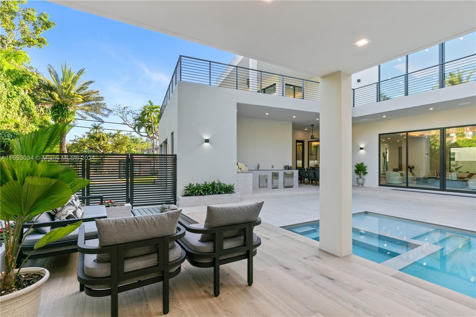 Picture of 4115 Park Ave, Miami, FL 33133