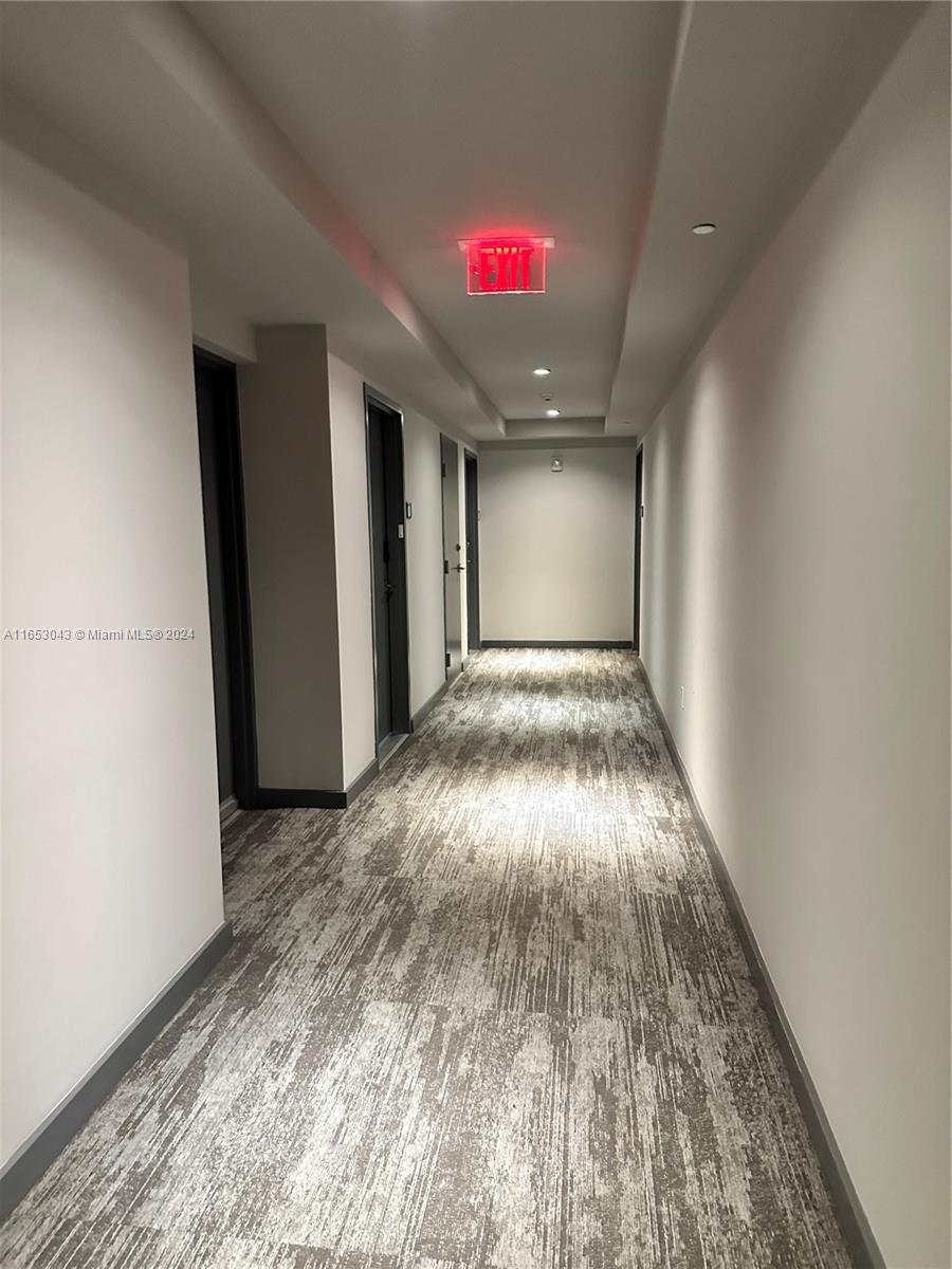 Picture of 5300 Paseo Blvd # 1611, Doral, FL 33166