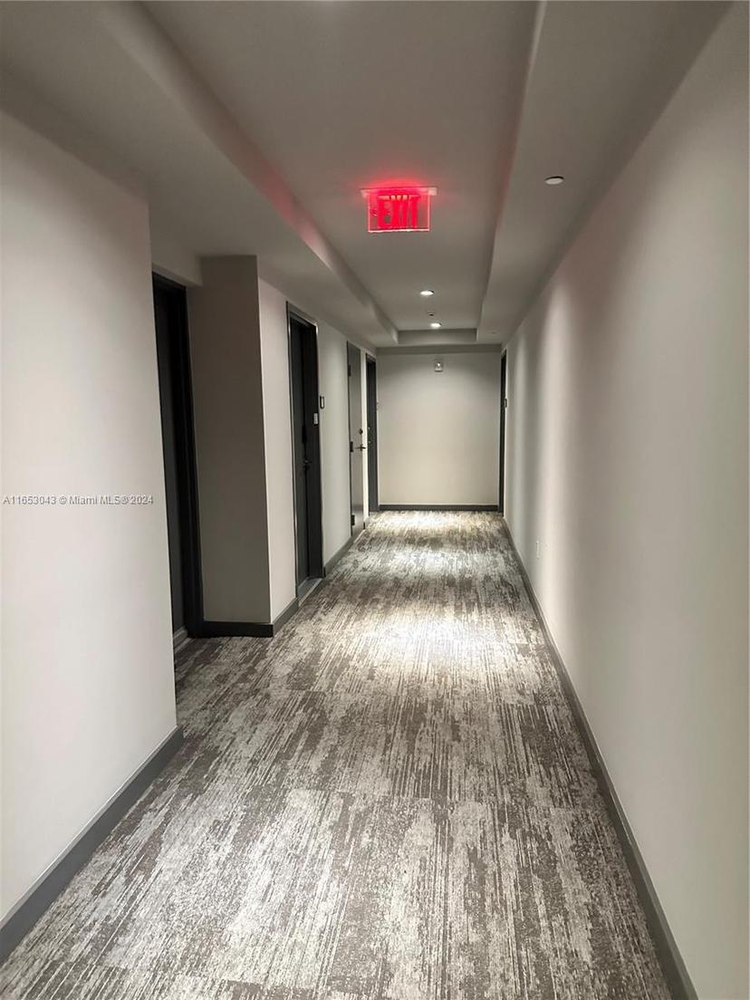 Picture of 5300 Paseo Blvd # 1611, Doral FL 33166