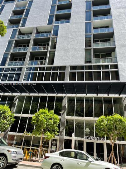 Picture of 151 SE 1St St # 2905, Miami FL 33131