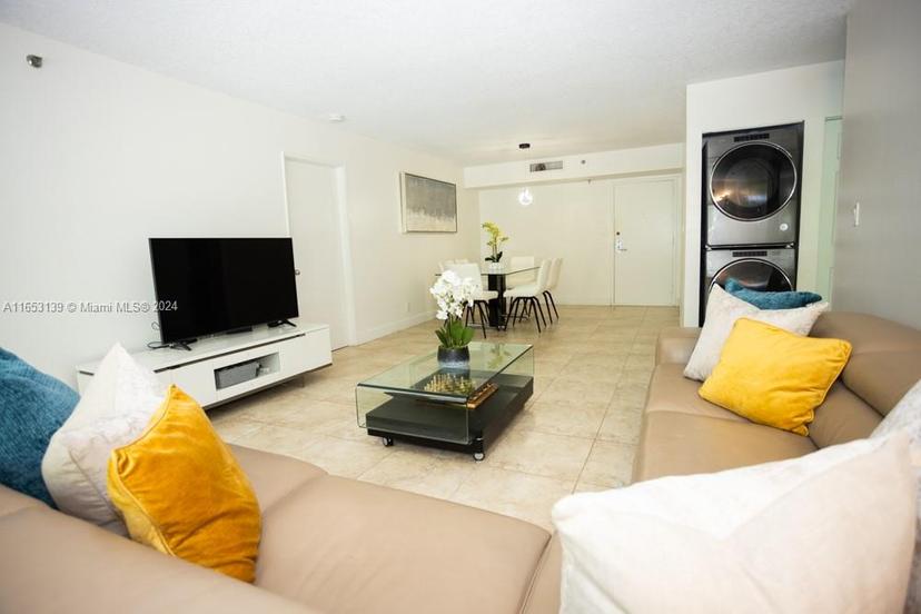Picture of 3300 NE 192Nd St # 214, Aventura FL 33180
