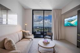 Picture of 601 NE 1St Ave, Miami, FL 33132
