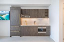 Picture of 601 NE 1St Ave, Miami, FL 33132