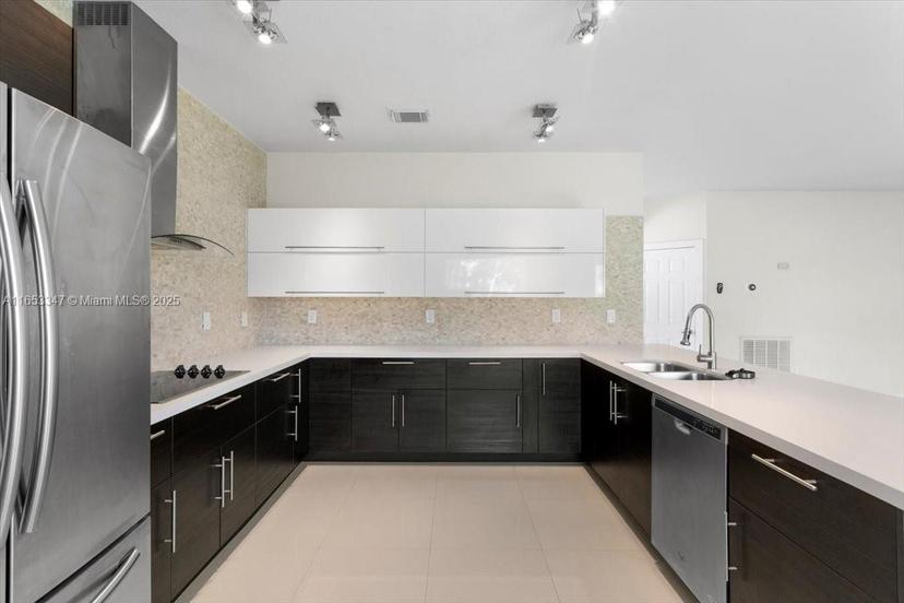 Picture of 8773 SW 220Th Ln, Cutler Bay FL 33190