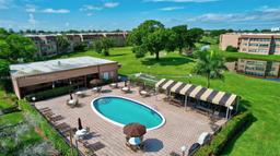 Picture of 9861 Sunrise Lakes Blvd # 206, Sunrise, FL 33322